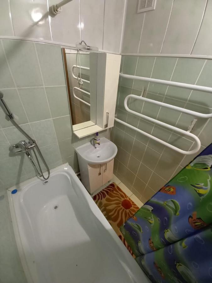 アクタウFlat with the sea viewアパートメント エクステリア 写真
